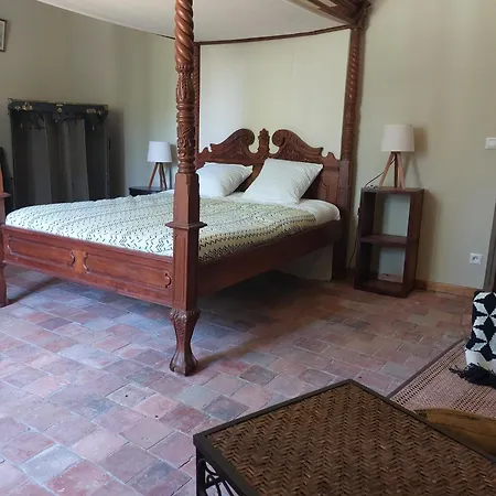 De La Roche Tabary Bernay-Neuvy-en-Champagne